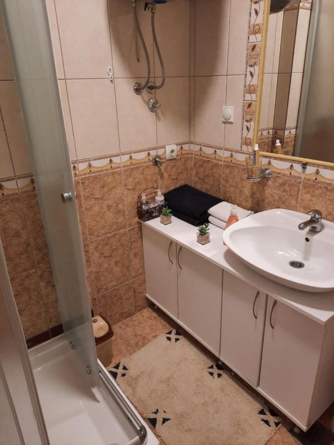 Apartman Rada 2 Bijeljina Exterior foto
